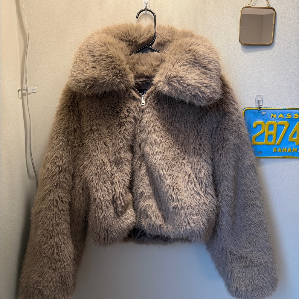 GAP Faux Fur Cropped Jacket